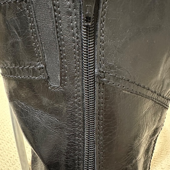 Black Leather Boots Made in Italy - Picture 9 of 9